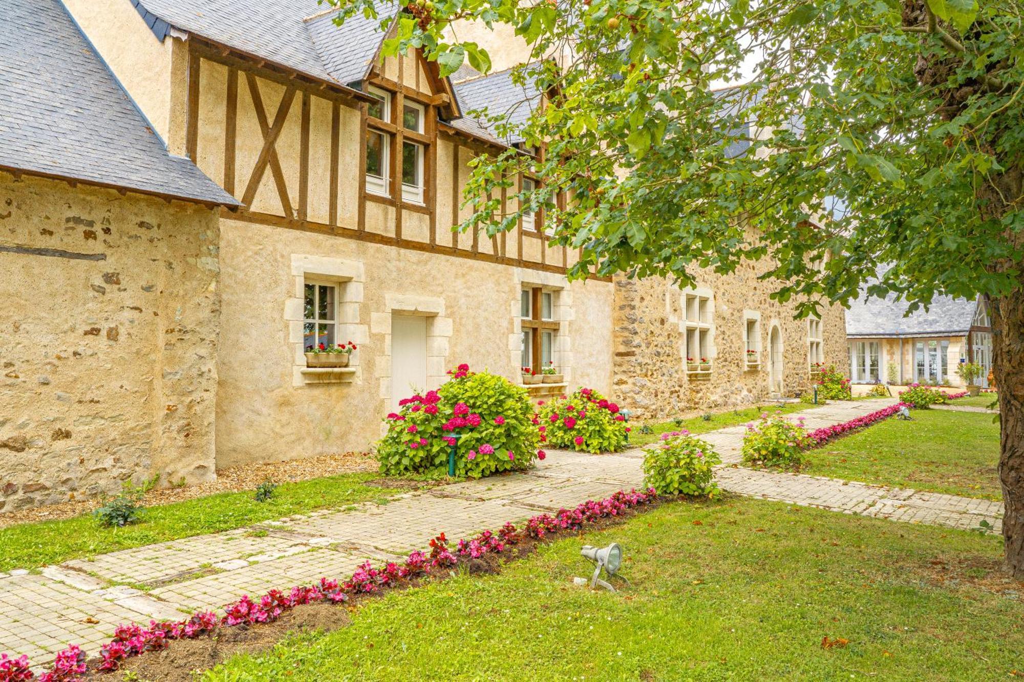 Chateau De Noirieux Briollay Eksteriør bilde